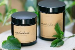 Meduňková - sójová svíčka v hnědém skle (120 ml)
