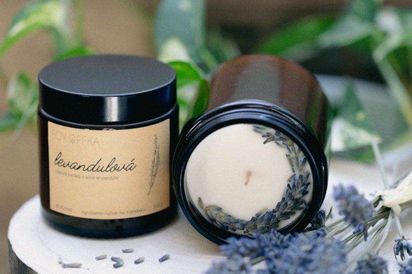 Levandulová - sójová svíčka v hnědém skle (120 ml) - velikost: 120 ml, Druh knotu: dřevěný knot
